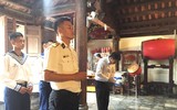 Linh thiêng, kiêu hùng lễ chào cờ, duyệt binh trong sáng mùng 1 Tết ở Trường Sa